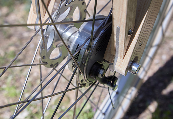 ODYSSEUS 28" ELECTRIC BIKE: A revolutionary city bike for everyone- ergonomic design, handcrafted, wooden