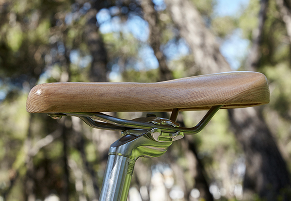 PENELOPE 2-SPEED 28"- A revolutionary city bike for everyone- ergonomic design, handcrafted, wooden